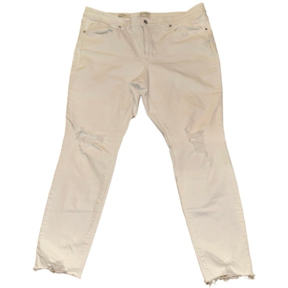 Universal Thread Mid Rise Skinny White Ripped Jeans 18/34